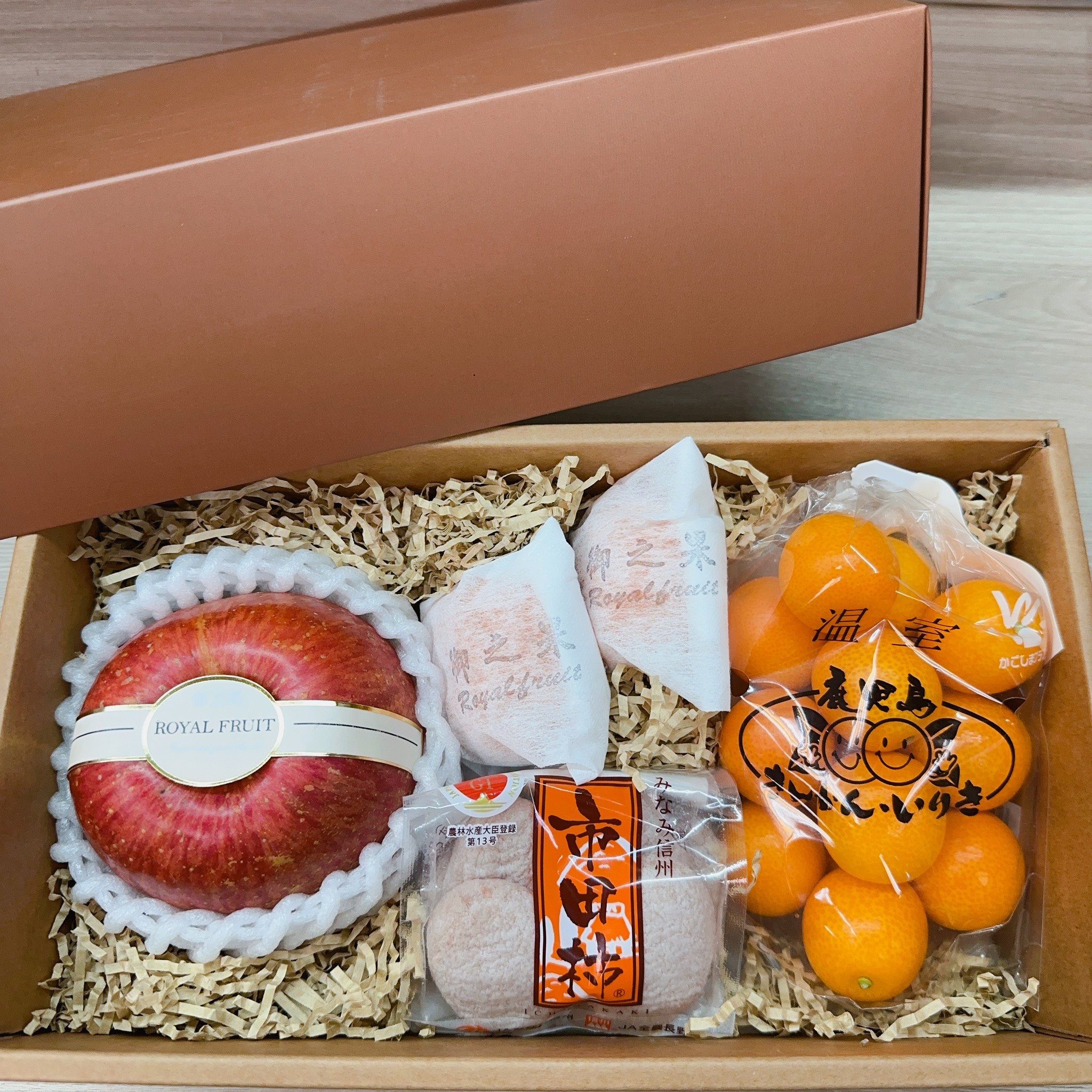 2-4青森蘋果+日本市田柿+日本金桔+日本蜜柑